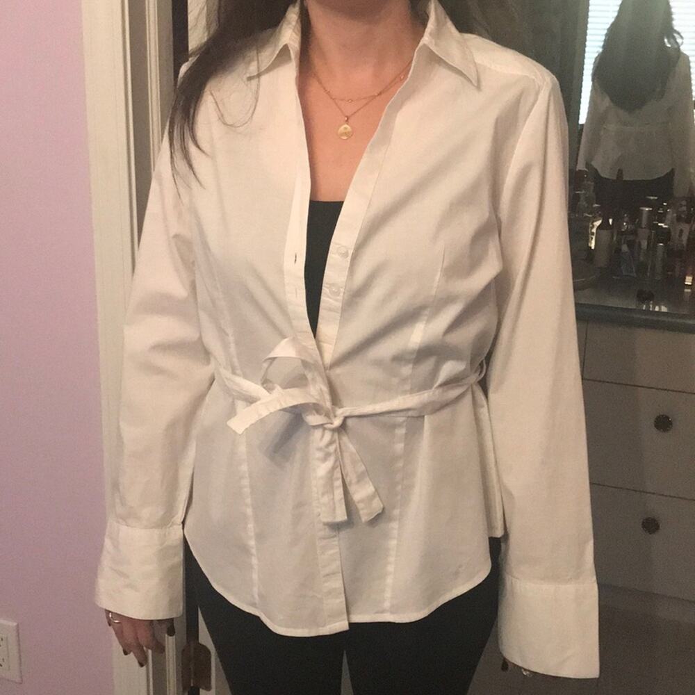 Limited Collared Button Down With Wrap White M - image 3